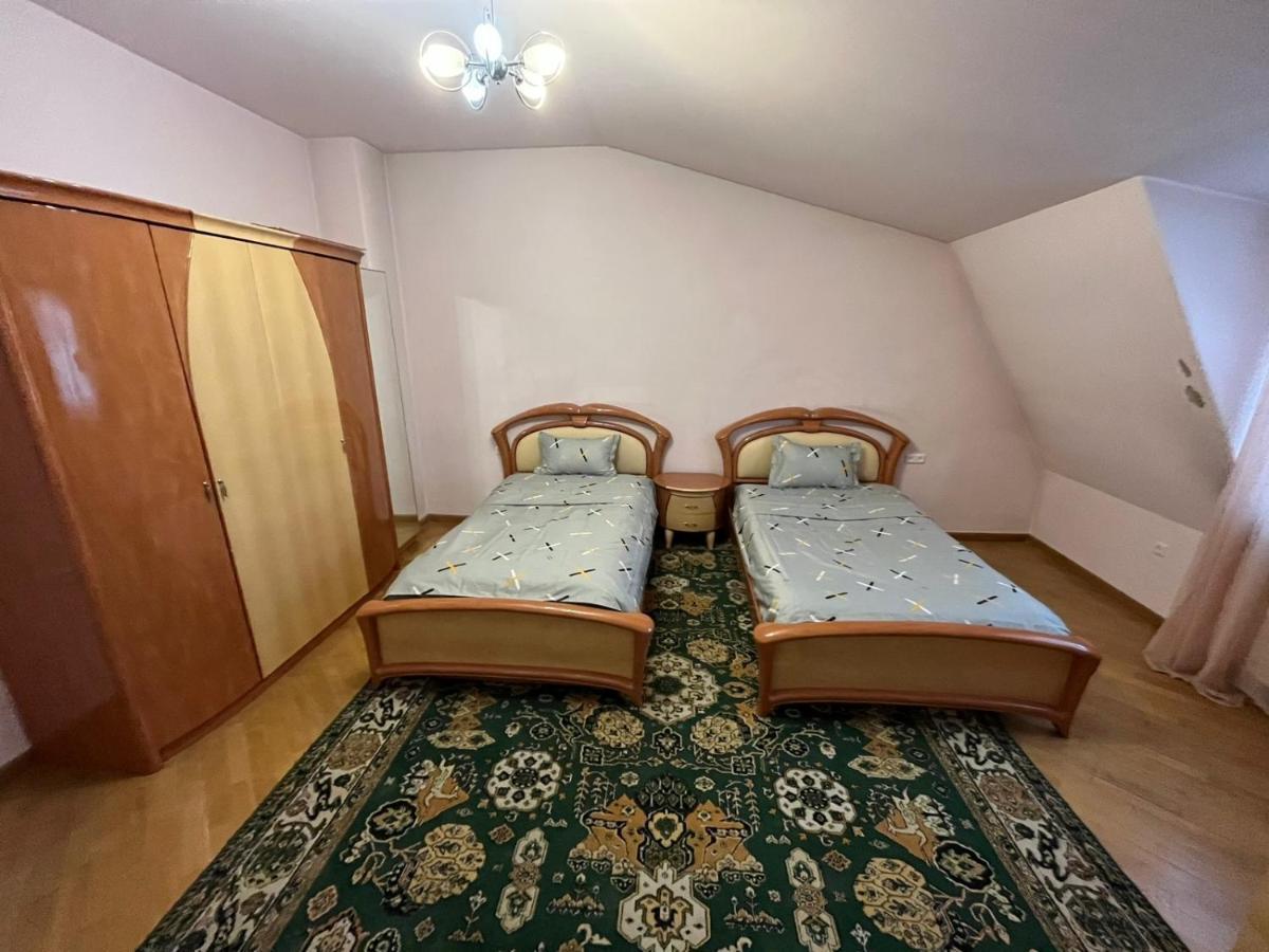 יירבאן Amigo Guest House מראה חיצוני תמונה