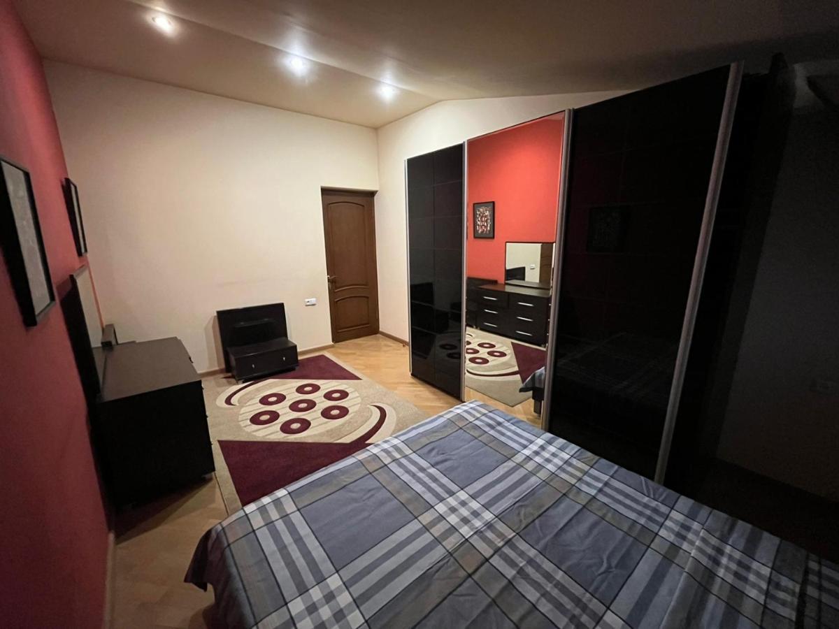 יירבאן Amigo Guest House מראה חיצוני תמונה