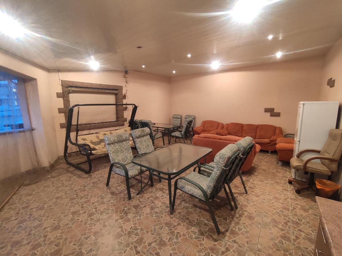 יירבאן Amigo Guest House מראה חיצוני תמונה
